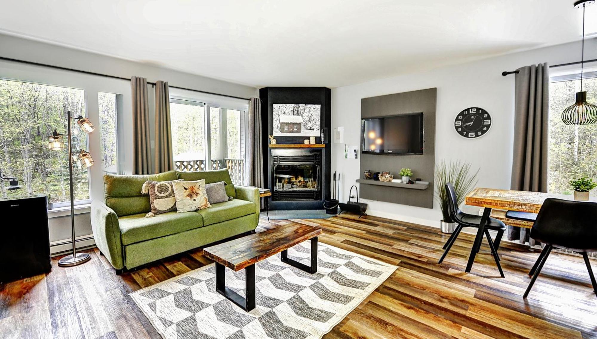35#12 Chemin Du Hameau - Studio สโตนแฮม ภายนอก รูปภาพ